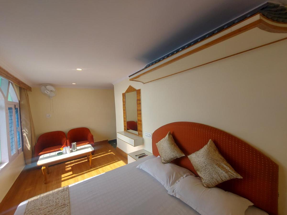 Brightland Hotel Shimla Ngoại thất bức ảnh
